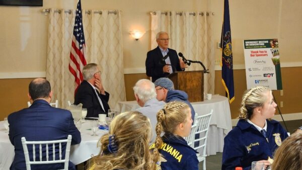 Sen. Yaw Hosts Lewisburg Breakfast Meeting on Agriculture Featuring Keynote Discussion by Agriculture Secretary