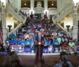 September 26, 2017 - Senator Yaw joined people in long-term recovery, family members of those impacted by addiction, and professionals that work in the Drug and Alcohol treatment and recovery field, to show support for #PARecovery. 09/26/17